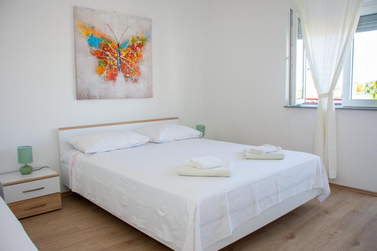 Tomic Apartment โนวีวีโนดอลสกี ภายนอก รูปภาพ